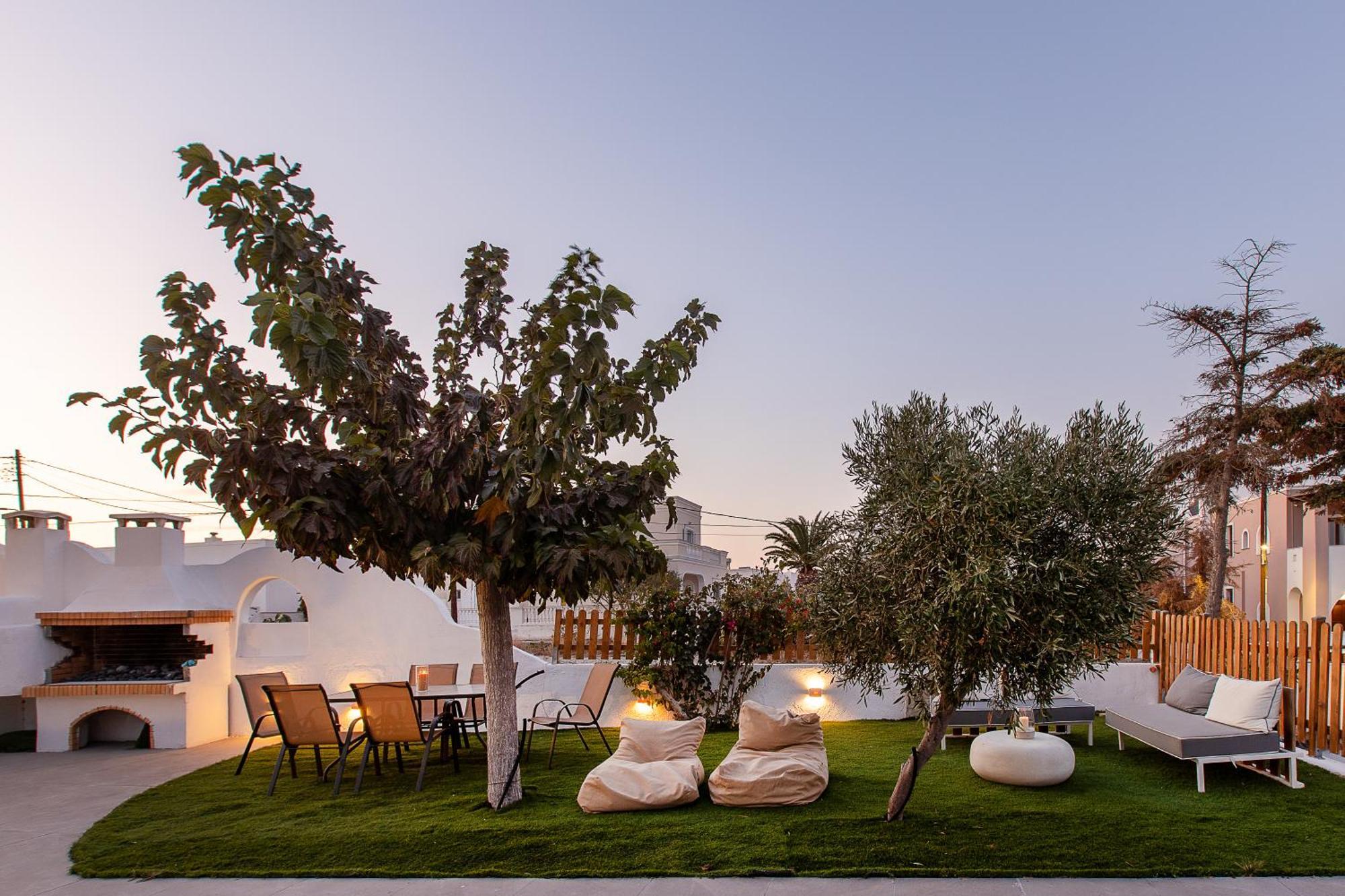 Santorini Villatzio Suites 梅萨雷亚 外观 照片