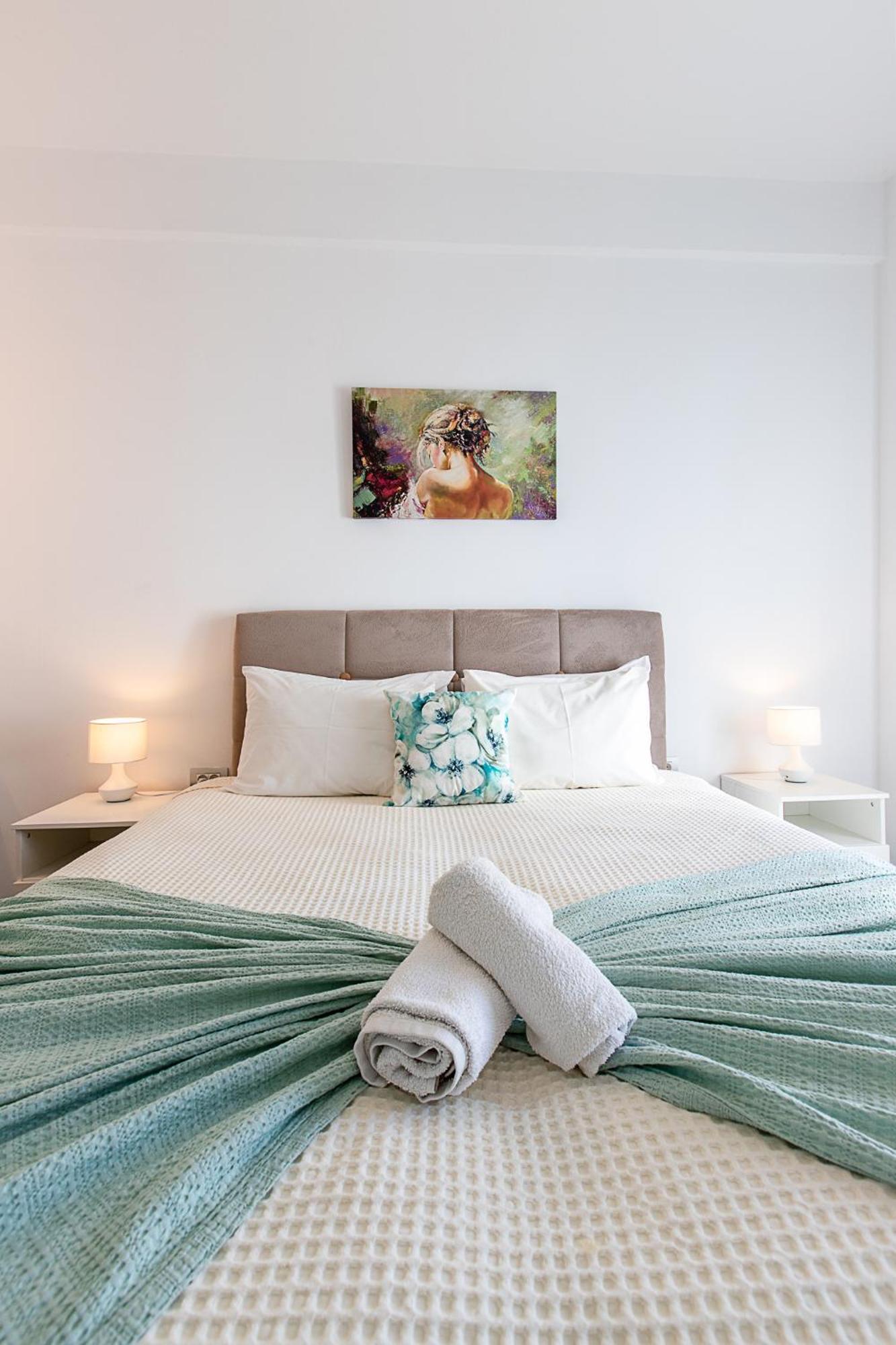 Santorini Villatzio Suites 梅萨雷亚 外观 照片